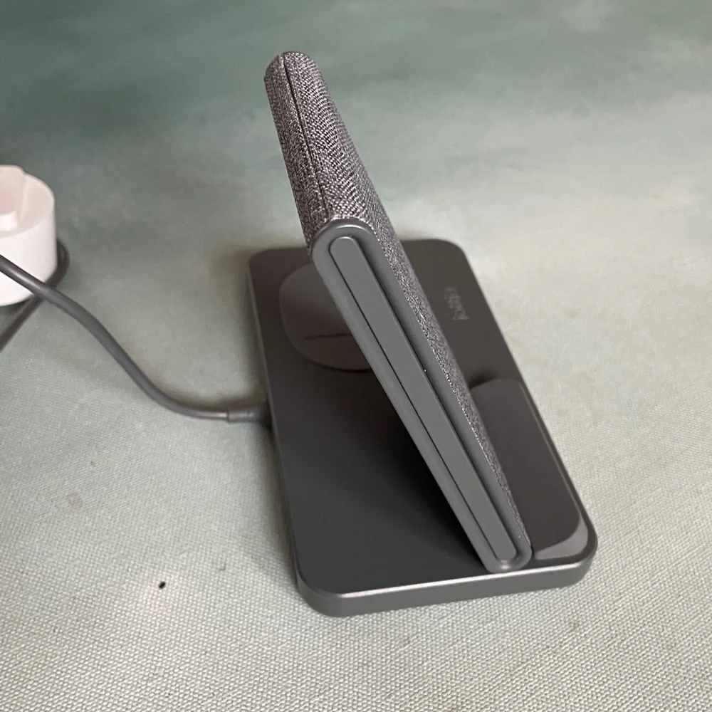 iottie Ion Wireless Charging Stand + Pad for Google
